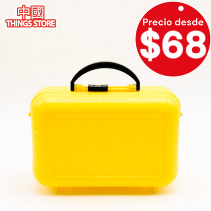 Lonchera de plástico con agarradera.