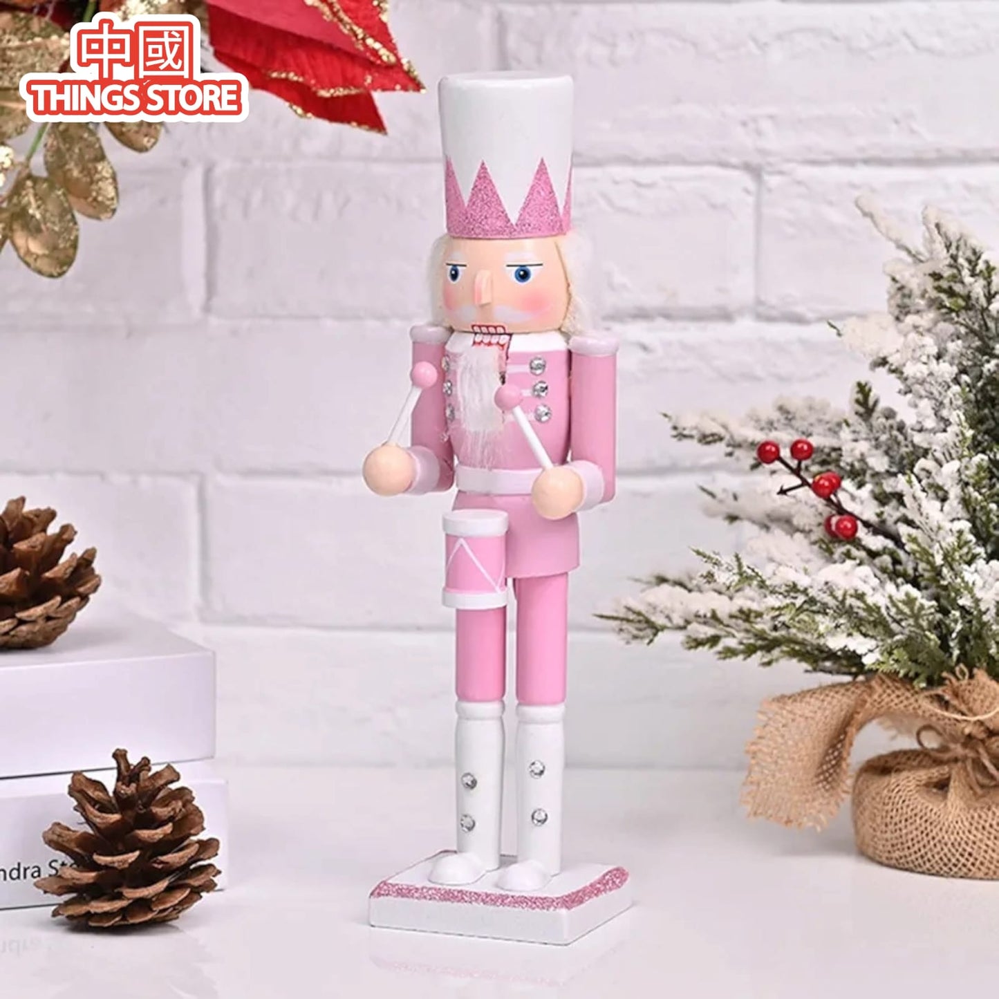 Cascanueces navideño color rosa