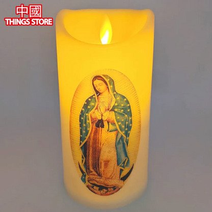 Vela con diseño de virgen