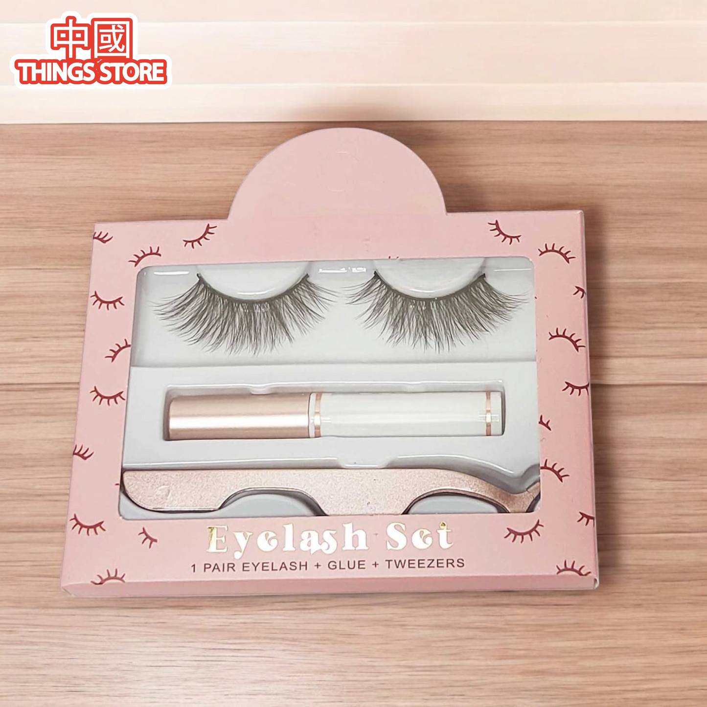 Pestañas con pegamento